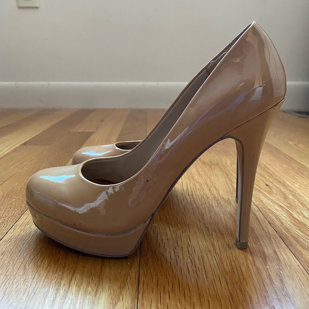 Arturo Chiang patent heels